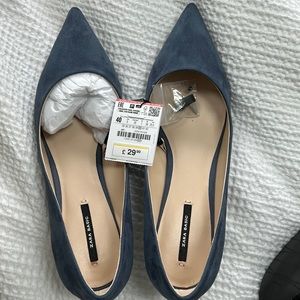 Zara Blue suede kitten heel pumps with silver accent on the heal. Pretty!